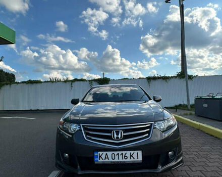 Серый Хонда Аккорд, объемом двигателя 2.35 л и пробегом 245 тыс. км за 9999 $, фото 1 на Automoto.ua