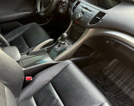 Серый Хонда Аккорд, объемом двигателя 2.35 л и пробегом 157 тыс. км за 10900 $, фото 8 на Automoto.ua