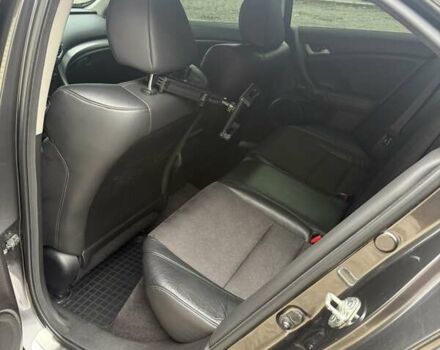 Серый Хонда Аккорд, объемом двигателя 2.35 л и пробегом 166 тыс. км за 11200 $, фото 9 на Automoto.ua