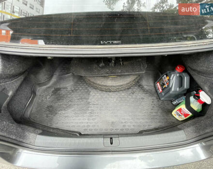 Серый Хонда Аккорд, объемом двигателя 2.4 л и пробегом 150 тыс. км за 11999 $, фото 77 на Automoto.ua