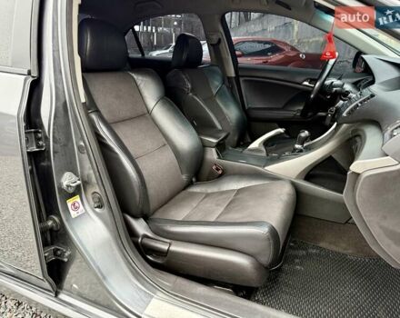 Серый Хонда Аккорд, объемом двигателя 2.4 л и пробегом 203 тыс. км за 9500 $, фото 11 на Automoto.ua