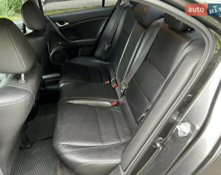 Серый Хонда Аккорд, объемом двигателя 2.4 л и пробегом 248 тыс. км за 8900 $, фото 27 на Automoto.ua