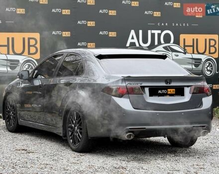 Серый Хонда Аккорд, объемом двигателя 2.4 л и пробегом 203 тыс. км за 9500 $, фото 5 на Automoto.ua