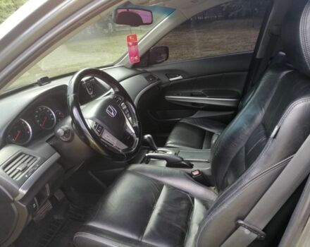 Серый Хонда Аккорд, объемом двигателя 3.5 л и пробегом 200 тыс. км за 8200 $, фото 10 на Automoto.ua