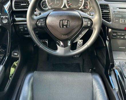 Серый Хонда Аккорд, объемом двигателя 2.35 л и пробегом 245 тыс. км за 9999 $, фото 14 на Automoto.ua