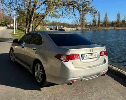 Серый Хонда Аккорд, объемом двигателя 2.4 л и пробегом 240 тыс. км за 7950 $, фото 2 на Automoto.ua