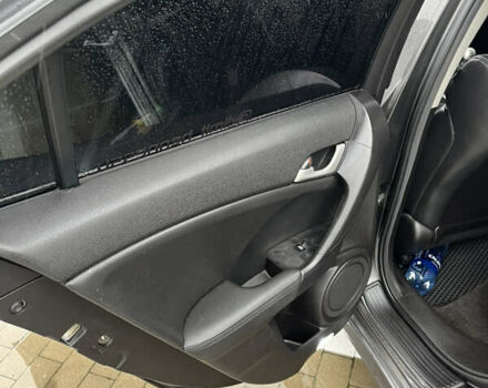 Серый Хонда Аккорд, объемом двигателя 2.4 л и пробегом 295 тыс. км за 7000 $, фото 10 на Automoto.ua