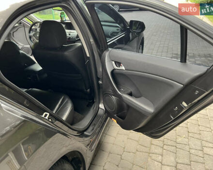 Серый Хонда Аккорд, объемом двигателя 2.4 л и пробегом 248 тыс. км за 8900 $, фото 31 на Automoto.ua