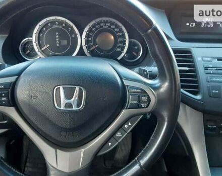 Сірий Хонда Аккорд, об'ємом двигуна 2 л та пробігом 131 тис. км за 12500 $, фото 6 на Automoto.ua