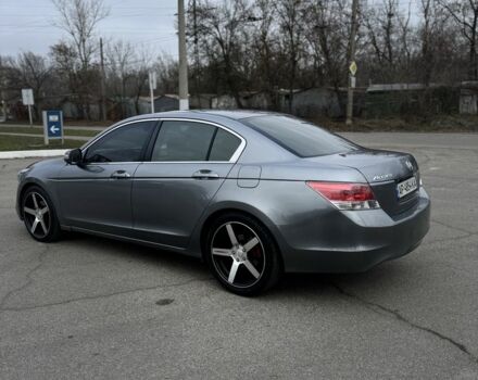 Серый Хонда Аккорд, объемом двигателя 2.4 л и пробегом 208 тыс. км за 8500 $, фото 5 на Automoto.ua