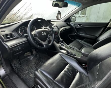 Сірий Хонда Аккорд, об'ємом двигуна 2.4 л та пробігом 245 тис. км за 9600 $, фото 4 на Automoto.ua