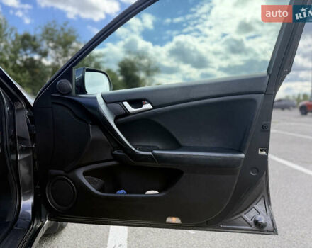 Серый Хонда Аккорд, объемом двигателя 2.35 л и пробегом 212 тыс. км за 9700 $, фото 19 на Automoto.ua