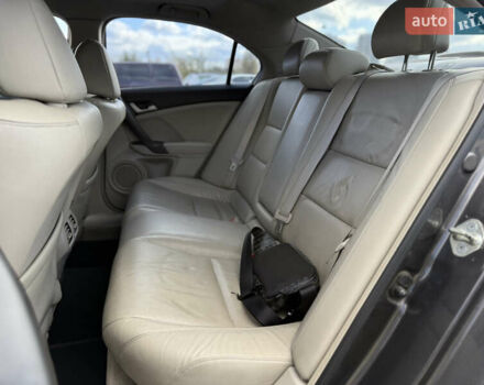 Серый Хонда Аккорд, объемом двигателя 2 л и пробегом 200 тыс. км за 8699 $, фото 16 на Automoto.ua
