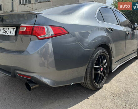 Серый Хонда Аккорд, объемом двигателя 2.35 л и пробегом 213 тыс. км за 10600 $, фото 4 на Automoto.ua