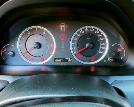 Сірий Хонда Аккорд, об'ємом двигуна 2.4 л та пробігом 183 тис. км за 8699 $, фото 7 на Automoto.ua