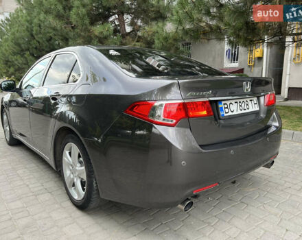Серый Хонда Аккорд, объемом двигателя 2.4 л и пробегом 248 тыс. км за 8900 $, фото 8 на Automoto.ua