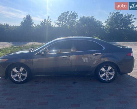 Серый Хонда Аккорд, объемом двигателя 2.2 л и пробегом 341 тыс. км за 8500 $, фото 5 на Automoto.ua