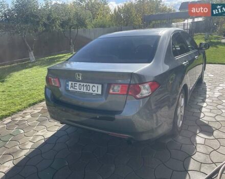 Серый Хонда Аккорд, объемом двигателя 2 л и пробегом 344 тыс. км за 8329 $, фото 6 на Automoto.ua