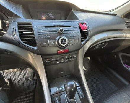 Сірий Хонда Аккорд, об'ємом двигуна 2.4 л та пробігом 271 тис. км за 8700 $, фото 21 на Automoto.ua