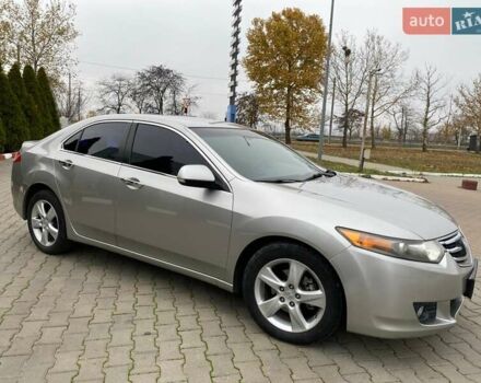 Серый Хонда Аккорд, объемом двигателя 2 л и пробегом 242 тыс. км за 9297 $, фото 5 на Automoto.ua