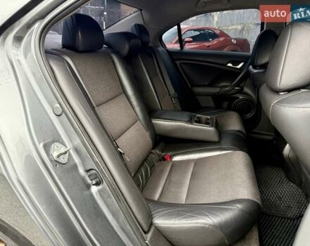 Серый Хонда Аккорд, объемом двигателя 2.4 л и пробегом 203 тыс. км за 9500 $, фото 10 на Automoto.ua