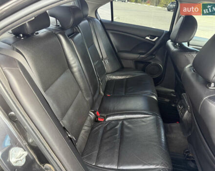 Серый Хонда Аккорд, объемом двигателя 2.35 л и пробегом 212 тыс. км за 9700 $, фото 8 на Automoto.ua