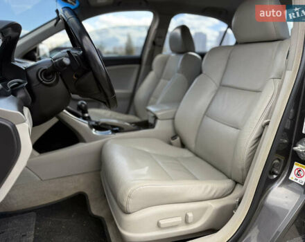 Серый Хонда Аккорд, объемом двигателя 2 л и пробегом 200 тыс. км за 8699 $, фото 8 на Automoto.ua