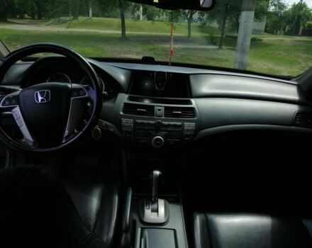 Серый Хонда Аккорд, объемом двигателя 3.5 л и пробегом 200 тыс. км за 8200 $, фото 3 на Automoto.ua