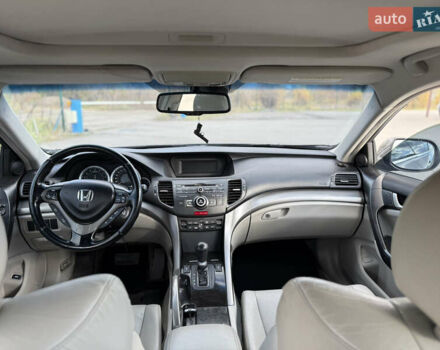 Серый Хонда Аккорд, объемом двигателя 2 л и пробегом 200 тыс. км за 8699 $, фото 17 на Automoto.ua