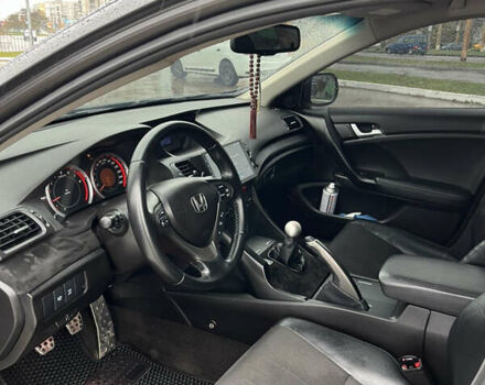 Серый Хонда Аккорд, объемом двигателя 2.4 л и пробегом 295 тыс. км за 7000 $, фото 6 на Automoto.ua