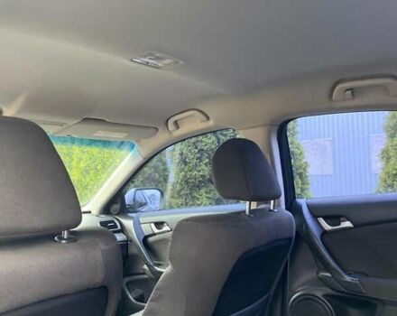 Серый Хонда Аккорд, объемом двигателя 2 л и пробегом 242 тыс. км за 9297 $, фото 7 на Automoto.ua