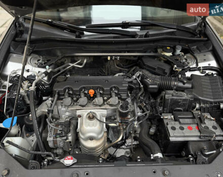 Серый Хонда Аккорд, объемом двигателя 2 л и пробегом 195 тыс. км за 7500 $, фото 6 на Automoto.ua