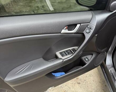 Серый Хонда Аккорд, объемом двигателя 2.35 л и пробегом 166 тыс. км за 11200 $, фото 14 на Automoto.ua