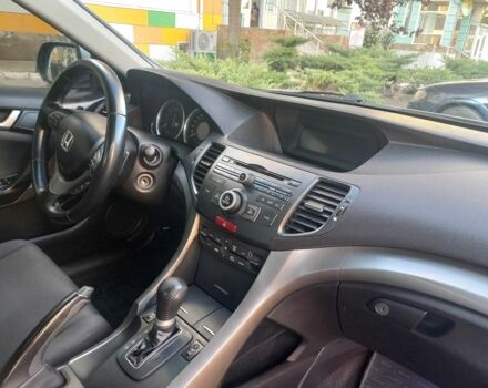 Серый Хонда Аккорд, объемом двигателя 2 л и пробегом 216 тыс. км за 8350 $, фото 7 на Automoto.ua