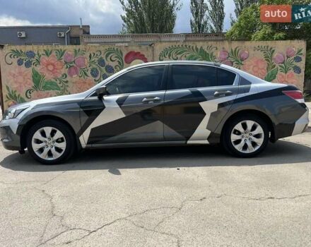 Серый Хонда Аккорд, объемом двигателя 2.4 л и пробегом 268 тыс. км за 8700 $, фото 10 на Automoto.ua