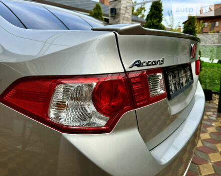 Серый Хонда Аккорд, объемом двигателя 2.4 л и пробегом 186 тыс. км за 11900 $, фото 8 на Automoto.ua