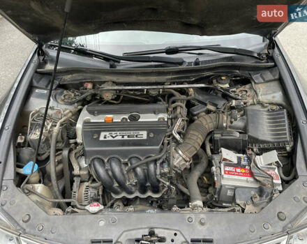 Серый Хонда Аккорд, объемом двигателя 2.4 л и пробегом 150 тыс. км за 11999 $, фото 78 на Automoto.ua