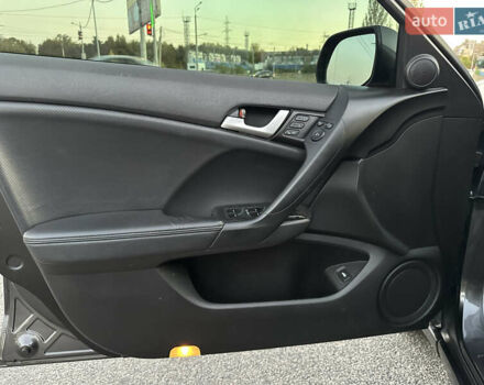 Сірий Хонда Аккорд, об'ємом двигуна 2.35 л та пробігом 167 тис. км за 8500 $, фото 10 на Automoto.ua