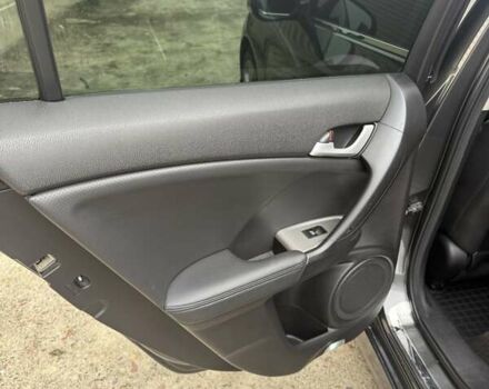 Серый Хонда Аккорд, объемом двигателя 2.35 л и пробегом 166 тыс. км за 11200 $, фото 12 на Automoto.ua