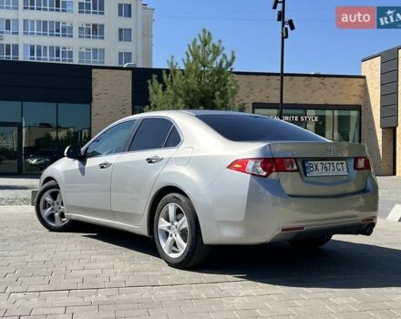 Сірий Хонда Аккорд, об'ємом двигуна 2 л та пробігом 242 тис. км за 8900 $, фото 3 на Automoto.ua
