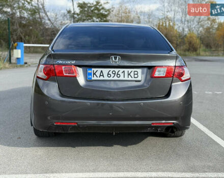 Серый Хонда Аккорд, объемом двигателя 2 л и пробегом 200 тыс. км за 8699 $, фото 6 на Automoto.ua