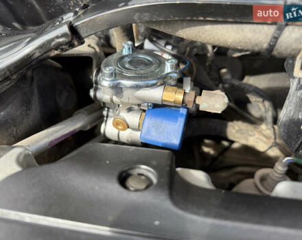 Серый Хонда Аккорд, объемом двигателя 2.35 л и пробегом 212 тыс. км за 9700 $, фото 22 на Automoto.ua