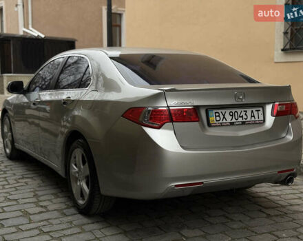 Серый Хонда Аккорд, объемом двигателя 2 л и пробегом 195 тыс. км за 7500 $, фото 3 на Automoto.ua