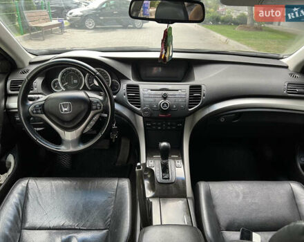 Серый Хонда Аккорд, объемом двигателя 2.4 л и пробегом 248 тыс. км за 8900 $, фото 22 на Automoto.ua