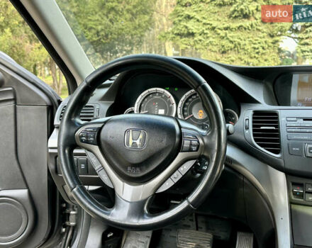 Серый Хонда Аккорд, объемом двигателя 2 л и пробегом 250 тыс. км за 8300 $, фото 17 на Automoto.ua