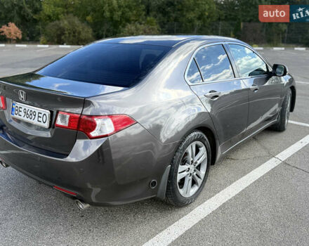 Серый Хонда Аккорд, объемом двигателя 2.35 л и пробегом 212 тыс. км за 9700 $, фото 3 на Automoto.ua