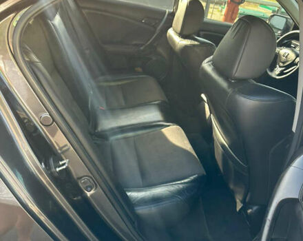 Серый Хонда Аккорд, объемом двигателя 2.35 л и пробегом 245 тыс. км за 9999 $, фото 8 на Automoto.ua