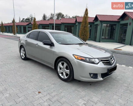 Серый Хонда Аккорд, объемом двигателя 2 л и пробегом 120 тыс. км за 8200 $, фото 1 на Automoto.ua