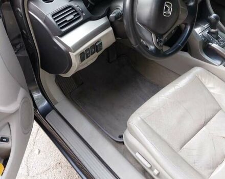 Серый Хонда Аккорд, объемом двигателя 2.4 л и пробегом 200 тыс. км за 8300 $, фото 7 на Automoto.ua