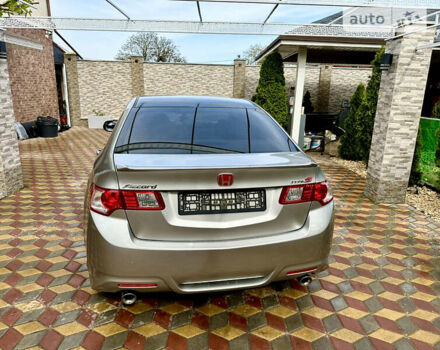 Серый Хонда Аккорд, объемом двигателя 2.4 л и пробегом 186 тыс. км за 11900 $, фото 4 на Automoto.ua